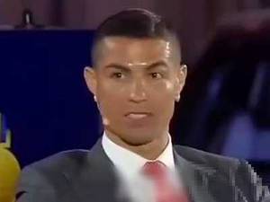 C罗谈育儿经:我不会强迫他做任何事情