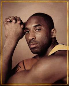 <a href='https://https://www.10339.com/lanqiuzhibo/NBA/' title='NBA'><span style='color:#3498db'>NBA</span></a>官推晒照：铭记<a href='https://https://www.10339.com/shipin/kebi/' title='科比'><span style='color:#3498db'>科比</span></a>1978年8月23日