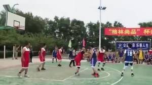 如果你的队友是蓝色球衣18号 你会有什么感想?