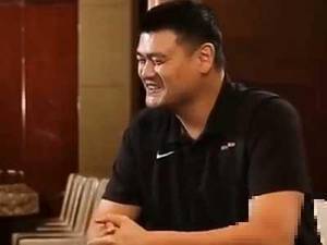 中国第一运动?姚明笑着调侃道:国足