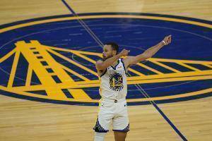 库里新赛季薪水达4578万 将连续5年登顶NBA年薪榜