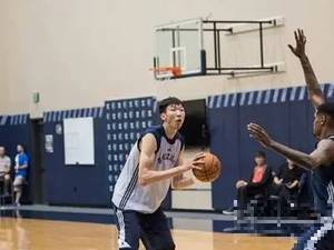 当年肉眼可见的天赋!来看看周琦当初为NBA试训视频