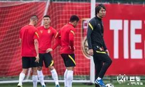 广州日报:国足在中越之战前将进行至少3场热身赛