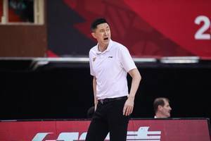 杜锋:辽宁内外线实力强劲 要把状态调整到最佳