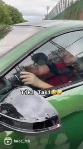 过不去的坎😅！球迷对科曼喊Tiki Taki