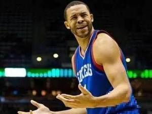 不长眼系列!来看看NBA误判瞬间球员反应