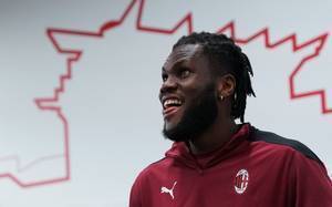 意媒:经纪人将凯西推荐给国米,但工资要求不符合后者发展策略