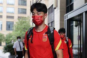 伯顿:回国后,空气芬芳,想和津门虎一起踢FA杯