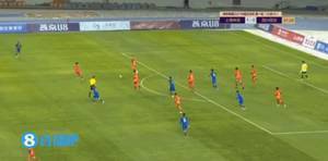 半场-赵明剑助攻杨旭头球破门 申花1-0领先四川