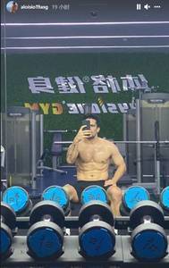 洛国富INS晒健身训练照:保持冷静,生活才刚刚开始