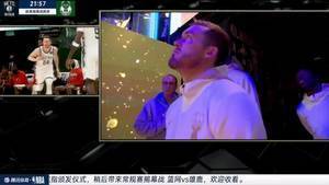 恭喜恭喜!雄鹿众将领取总冠军戒指