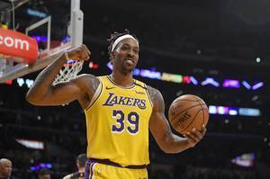 冤？霍华德入选<a href='https://https://www.10339.com/lanqiuzhibo/NBA/' title='NBA'><span style='color:#3498db'>NBA</span></a>最佳阵容次数为75大名单中多位球员总和