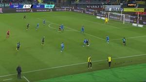 国米2-0领先！劳塔罗助攻 迪马尔科后点包抄推射得手