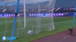 足协杯-奥斯卡助攻大四喜后冲突染红 海港5-1申花占先机