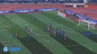 开场24分钟海港3-0申花! 奥斯卡任意球帮助贺习惯头槌破门
