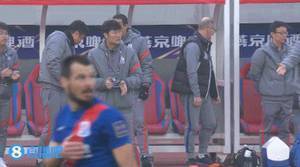 足协杯-奥斯卡助攻大四喜后冲突染红 海港5-1申花占先机