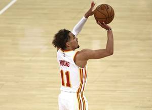 特雷-杨单场至少40分10助8板&8+三分 <a href='https://https://www.10339.com/lanqiuzhibo/NBA/' title='NBA'><span style='color:#3498db'>NBA</span></a>历史第四人