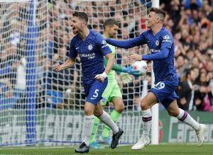若日尼奥在英超进了17个球，其中15个是点球