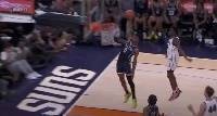 继续用NBA球馆!布朗尼客战佩里高中秀 詹姆斯&保罗现场观战