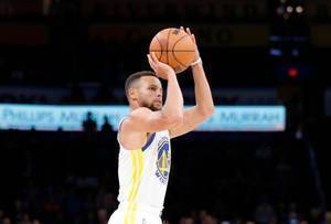 MVP赔率更新:库里KD大幅领先 詹姆斯与保罗布克并列第9