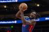 活塞球员斯图尔特&四名球员,如萨本·李,触发了健康和安全协议