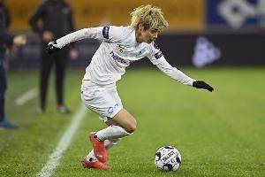 亨克4-0战胜奥斯坦德,伊东纯也一射一传获得全场最佳