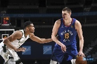 官网MVP榜单:前两个字母哥约基奇 杜兰特第三 库里跌出前五名