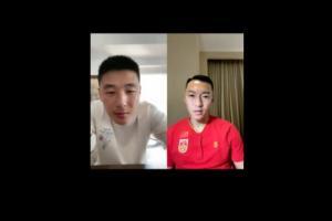 会在网上看对自己的评论吗?吴曦:年轻时候会看 武磊:偶尔会看