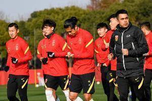 韩乔生:十年后,中国足球将能够凑齐11个会踢球的本土球员
