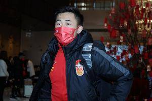 媒体人:国足最近两场12强赛的身体机能与之前的差距大 和密集赛程有关