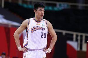 江南城:原上海男篮球员张春军将在窗口签约山西队