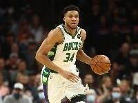 NBA全明星正赛场均得分排名:字母第一杜詹威眉分列二到五位