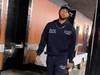 顺走一袋爆米花！NBA官推晒库里入场视频