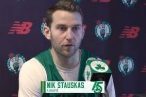 斯陶斯卡斯:很兴奋回到NBA 绿军的球员都很欢迎我