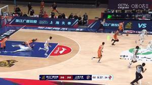 东方体育日报:上海男篮已就昨日赛中判罚进行申诉!