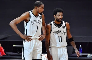 杨毅:篮网送走哈登时我就说他们这赛季完了 当时一帮网蜜骂我
