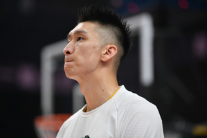 孙悦:宁愿去一个给我机会的弱队 在湖人天天坐板凳人都坐傻了