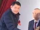 很教条啊我说实话！巩晓彬为前山东男篮队长孙杰证婚 照着本子念