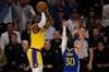 詹姆斯INS粉丝数为1.57亿 比NBA中第二名的库里多出1亿粉丝