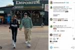 甜蜜!妻子安娜社媒晒与莱万牵手逛游乐园照片