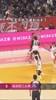 重量级对决!😂“大宝贝”刘禹彤在WCBA赛场上也遇到对手了