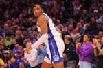 火力全开!艾萨克-琼斯17中13狂砍36分6板 罚球11中9