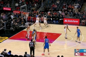 没办法接了个锅!马拉后仰中投压哨不中 此前两场比赛15中15!