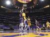 NBA战报：詹姆斯38+5+6，湖人104-114憾负太阳，布克遭驱逐
