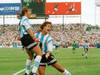 #足球老照片,时光回到1994年世界杯,小组赛中...