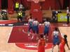 CBA战报：沈梓捷准绝杀！新疆103-104惜败深圳，周琦23+15