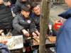 一天假期怎么过? 官湖湿地公园露天烧烤