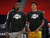 NBA官方警告詹姆斯、库兹马假摔，若再出现将罚款5000美元