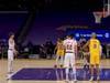 NBA战报:湖人100-86骑士结束四连败,哈雷尔24胜10负